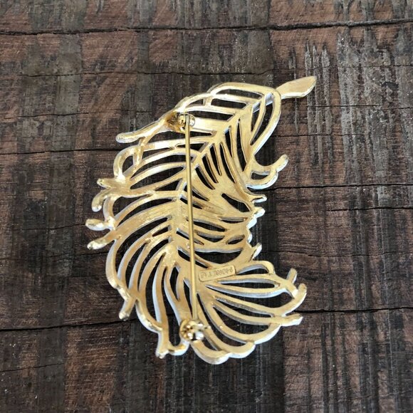 Vintage Monet Gold Tone and White Enamel Feather Brooch Pin Wispy - Picture 2 of 5